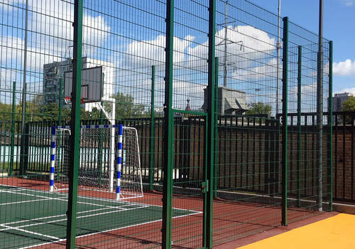 2Д забор для футбольной площадки в Ухте